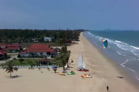 Вилла в Прачуапкхирикхане, Таиланд с 4 спальнями  № 114292 - фото 1