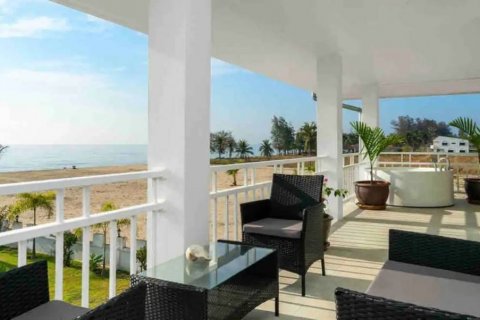 Вилла в Прачуапкхирикхане, Таиланд с 6 спальнями № 114296 - фото 9