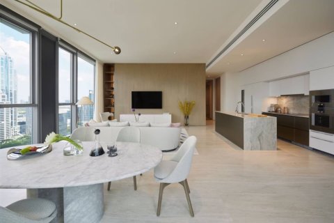 Condo in Bangkok, Thailand, 2 bedrooms  № 175526 - photo 7