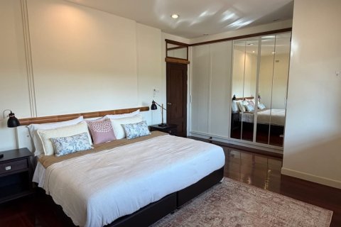 House in Hang Dong, Thailand 4 bedrooms № 154922 - photo 13