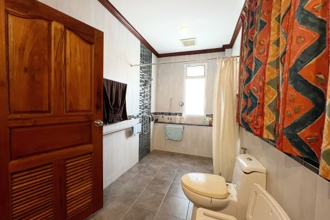 House in Kathu, Thailand 2 bedrooms № 154919 - photo 5