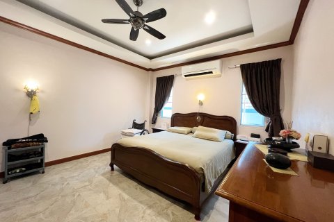 House in Kathu, Thailand 2 bedrooms № 154919 - photo 4