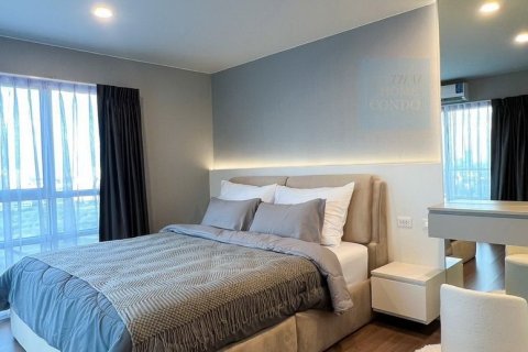 Кондоминиум с 2 спальнями в Хуай Кванге, Бангкок, Таиланд № 154921 - фото 4