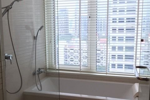 Кондоминиум с 2 спальнями в Патхум Ване, Бангкок, Таиланд № 154924 - фото 11