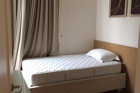 Кондоминиум с 2 спальнями в Патхум Ване, Бангкок, Таиланд № 154924 - фото 4