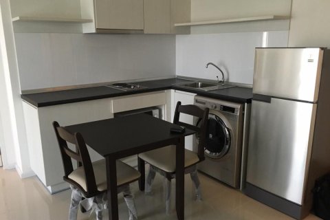 Кондоминиум с 2 спальнями в Клонг Тоэй, Бангкок, Таиланд № 151849 - фото 5