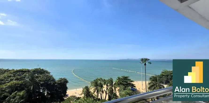 Condominio de 3 dormitorios en Pattaya, Tailandia № 211239