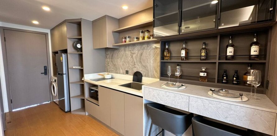 Apartment in Pattaya, Thailand 2 rooms № 191334