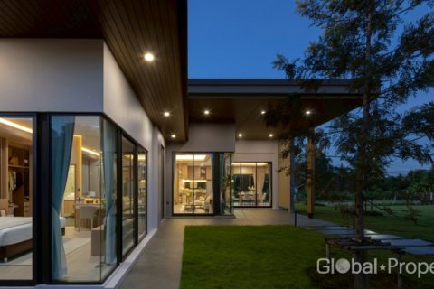 Дом в Паттайе, Таиланд с 3 спальнями № 163961 - фото 2