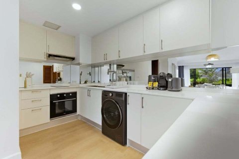 Studio dans le Condo à Phuket, Thaïlande  № 158439 - photo 2