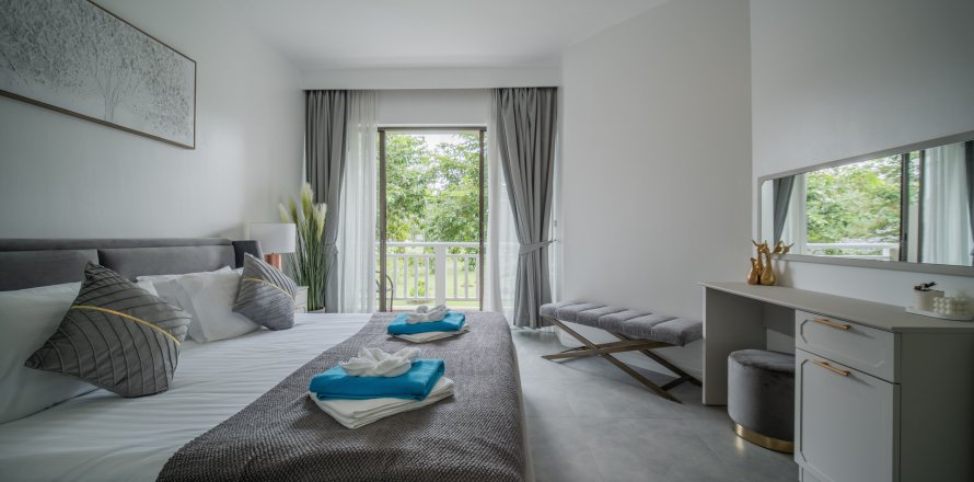 Кондоминиум с 2 спальнями в Пхукете, Таиланд № 158435