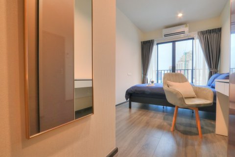 Кондоминиум с 2 спальнями в Клонг Тоэй, Бангкок, Таиланд № 151299 - фото 12