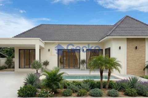 House in Pattaya, Thailand 3 bedrooms № 199590 - photo 16
