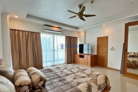 Condo in Pattaya, Thailand, 1 bedroom  № 199584 - photo 11