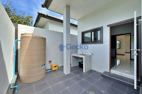 House in Pattaya, Thailand 3 bedrooms № 199588 - photo 19