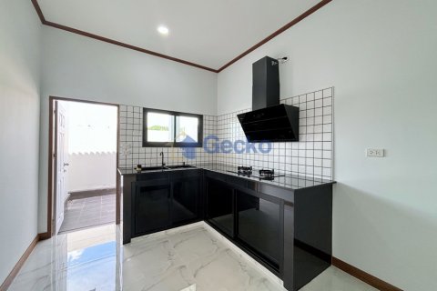 House in Pattaya, Thailand 3 bedrooms № 199588 - photo 17