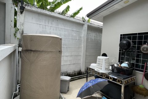 House in Nonthaburi, Thailand 4 bedrooms № 148298 - photo 6
