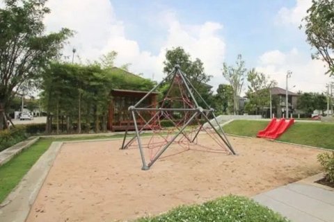 House in Nonthaburi, Thailand 4 bedrooms № 148298 - photo 14