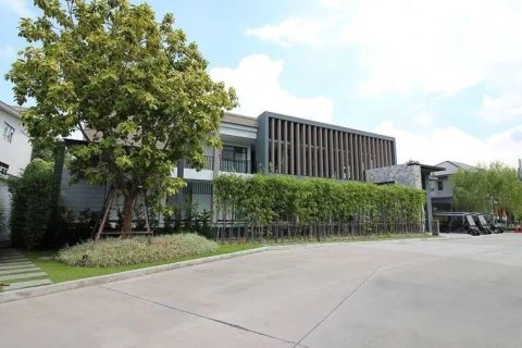 House in Nonthaburi, Thailand 4 bedrooms № 148298 - photo 11