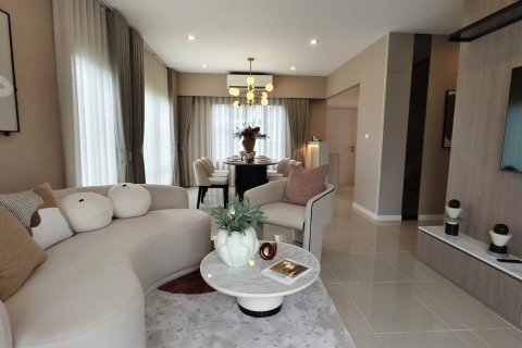 Villa in Phuket, Thailand 4 bedrooms № 233967 - photo 3