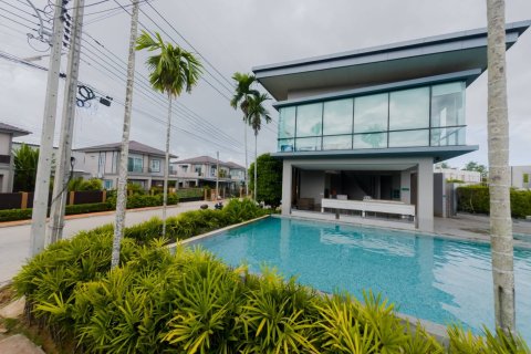 Villa in Phuket, Thailand 3 bedrooms № 233965 - photo 21