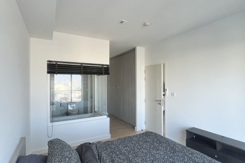 Studio in the Condo in Sathon, Bangkok, Thailand  № 173681 - photo 16