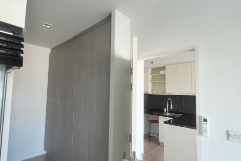 Studio in the Condo in Sathon, Bangkok, Thailand  № 173681 - photo 18
