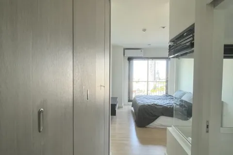 Studio in the Condo in Sathon, Bangkok, Thailand  № 173681 - photo 9