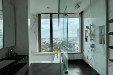 Condo in Bang Rak, Bangkok, Thailand, 2 bedrooms  № 173682 - photo 3