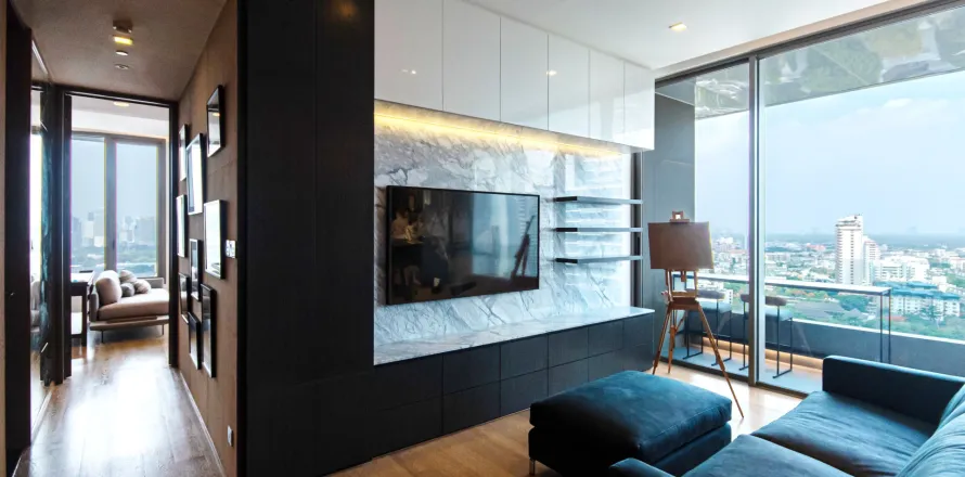 Condo in Bang Rak, Bangkok, Thailand, 2 bedrooms  № 173682