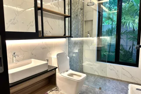 Villa in Phuket, Thailand 4 bedrooms № 173683 - photo 9