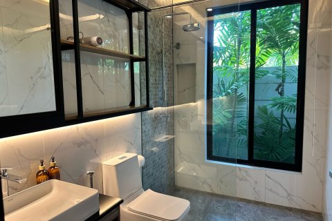 Villa in Phuket, Thailand 4 bedrooms № 173683 - photo 15