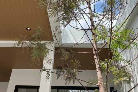 Townhouse in Phuket, Thailand 2 bedrooms № 173680 - photo 2