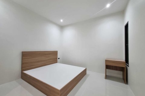 Townhouse in Phuket, Thailand 2 bedrooms № 173680 - photo 13