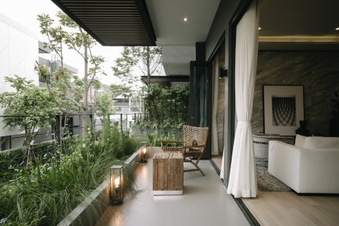 House in Bangkok, Thailand 4 bedrooms № 143935 - photo 4