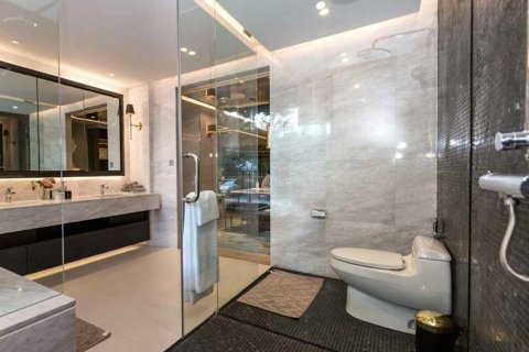 House in Bangkok, Thailand 4 bedrooms № 143935 - photo 6