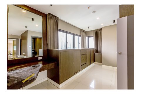 Condo à Bangkok, Thaïlande, 2 chambres  № 143941 - photo 7