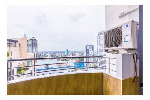 Condo à Bangkok, Thaïlande, 2 chambres  № 143941 - photo 17