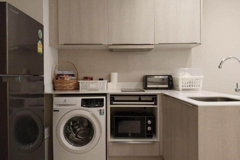 Condo in Khlong Toei, Bangkok, Thailand, 2 bedrooms  № 158481 - photo 15