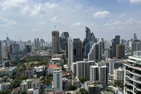 Studio in the Condo in Khlong Toei, Bangkok, Thailand  № 158483 - photo 7