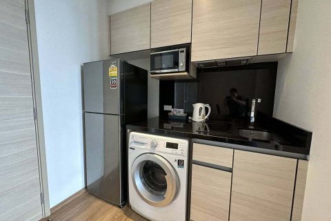 Studio in the Condo in Khlong Toei, Bangkok, Thailand  № 158483 - photo 5