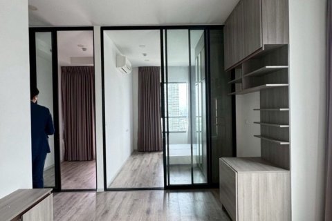 Studio in the Condo in Chatuchak, Bangkok, Thailand  № 158480 - photo 4