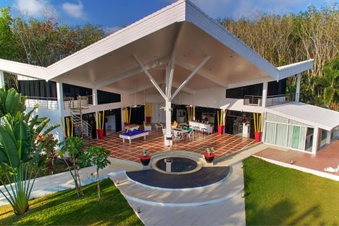 Villa in Pa Klok, Thailand 5 bedrooms № 158478 - photo 22