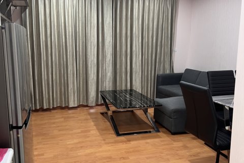 Condo à Samut Prakan, Thaïlande, 2 chambres  № 158477 - photo 3