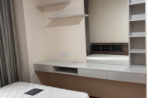 Condo à Samut Prakan, Thaïlande, 2 chambres  № 158477 - photo 12