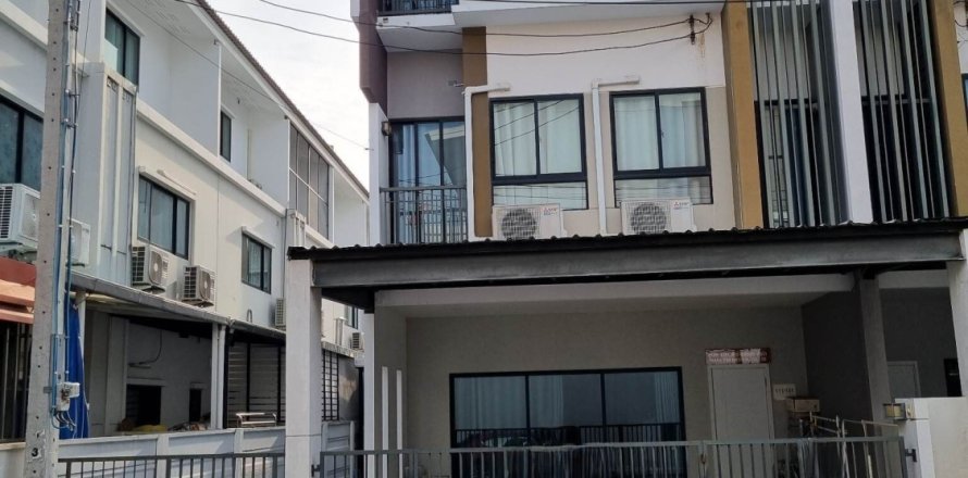 Townhouse in Bangkok, Thailand 3 bedrooms № 158482