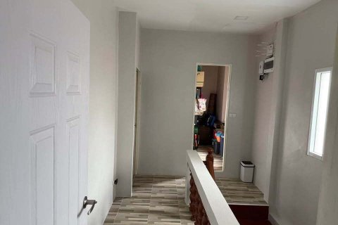 Townhouse in Suan Luang, Bangkok, Thailand 4 bedrooms № 163054 - photo 3