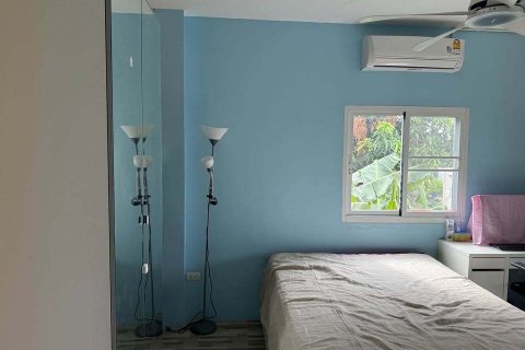 Townhouse in Suan Luang, Bangkok, Thailand 4 bedrooms № 163054