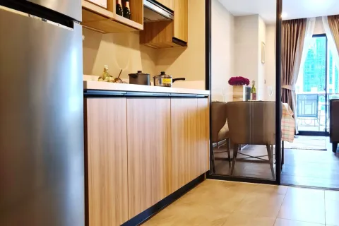 Studio dans le Condo à Pathum Wan, Bangkok, Thaïlande № 163055 - photo 4