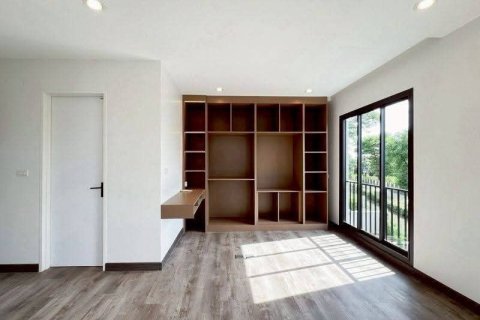 Townhouse in Chiang Mai, Thailand 3 bedrooms № 163051 - photo 18